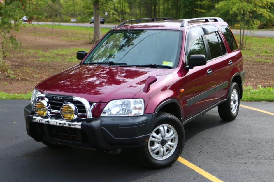 1996 Honda CR-V sold for $8,122
