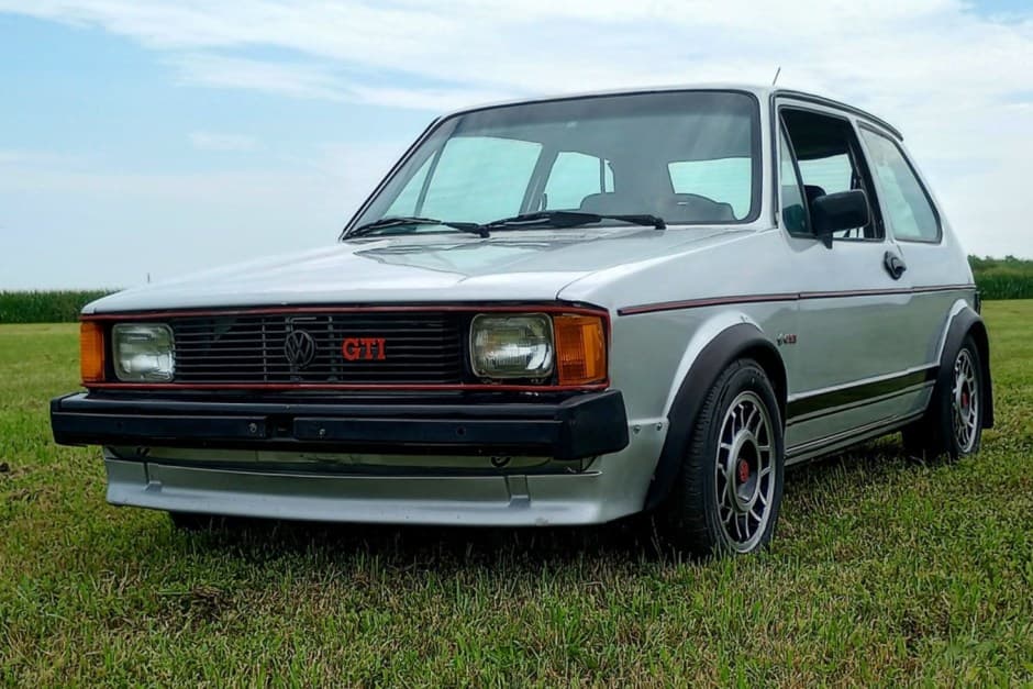 1984 Volkswagen GTI Mk1 sold for $7,000