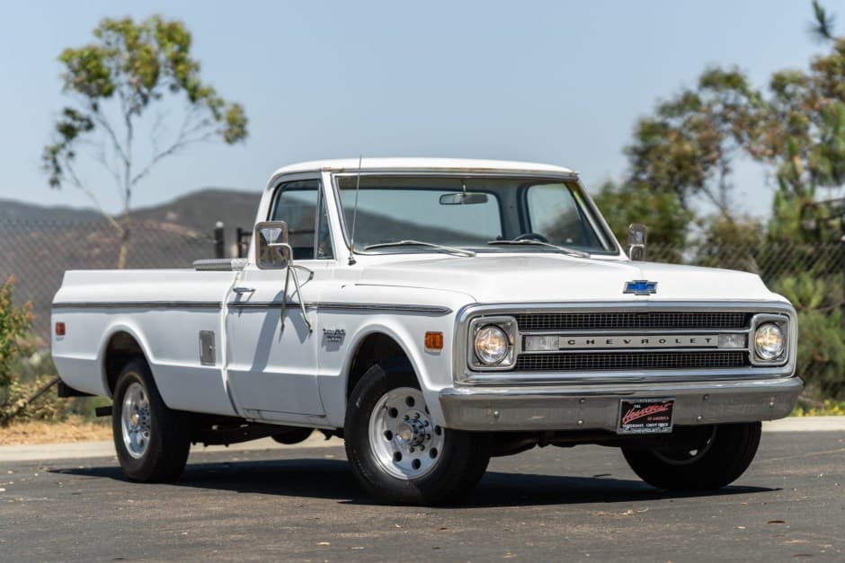 1969 Chevrolet C/K (1967-1972) sold for $8,100