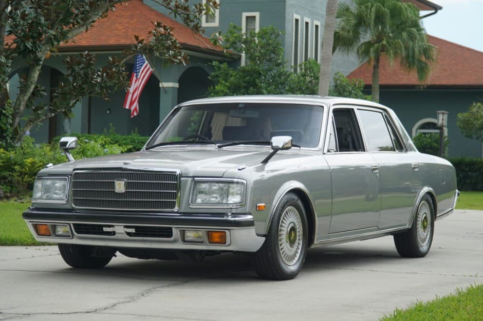 1995 Toyota Century sold for $11,750