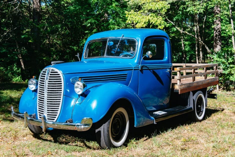1938 Ford Pickup 1937-1939 sold for $9,750