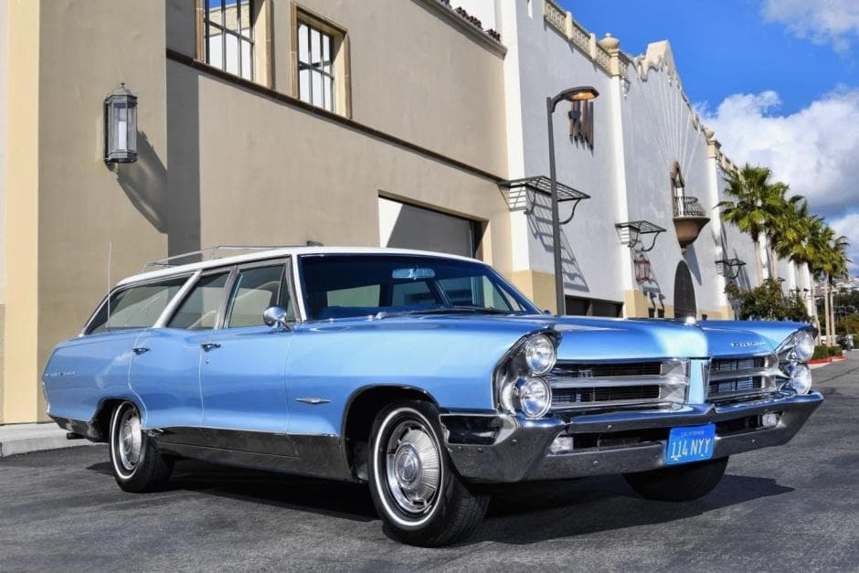 1965 Pontiac Bonneville sold for $31,250