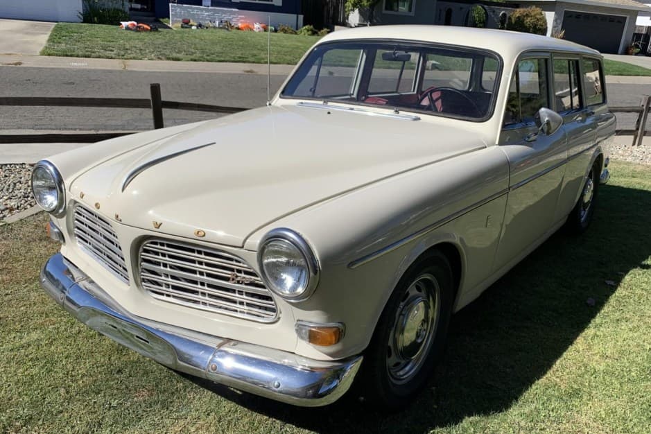 1968 Volvo Amazon sold for $13,000