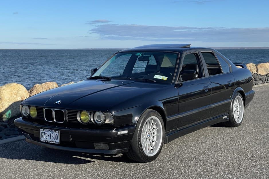1989 BMW E34 5-Series sold for $13,250