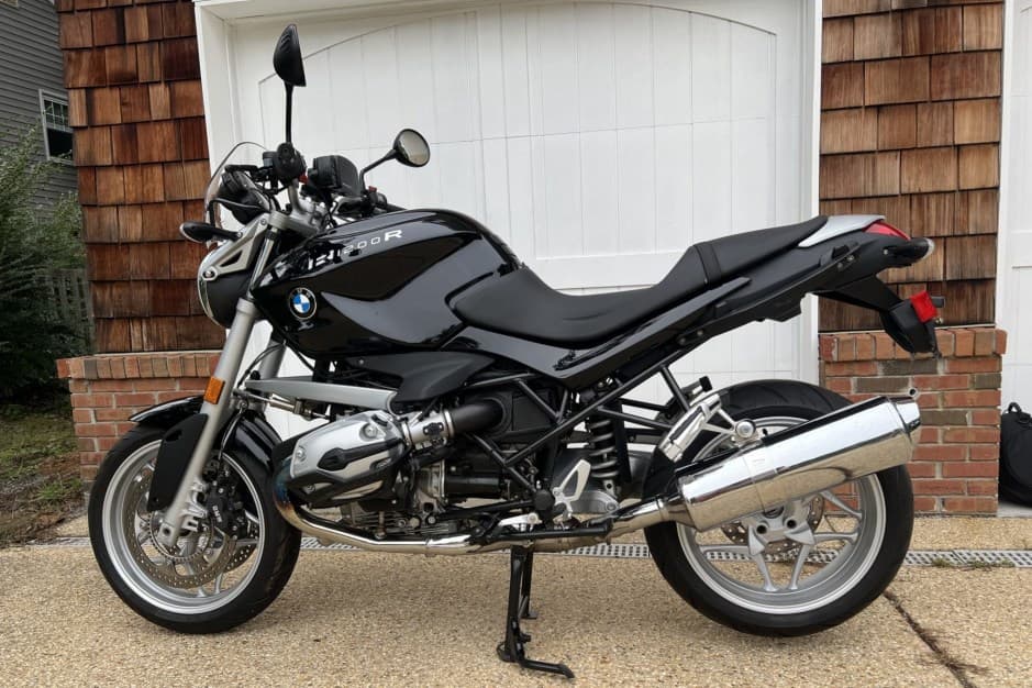 2007 BMW Motorcycles sold for $6,000