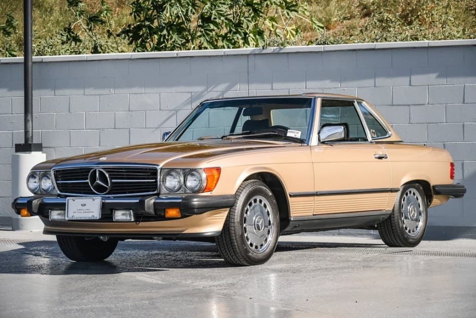 1988 Mercedes-Benz R107 SL sold for $25,750