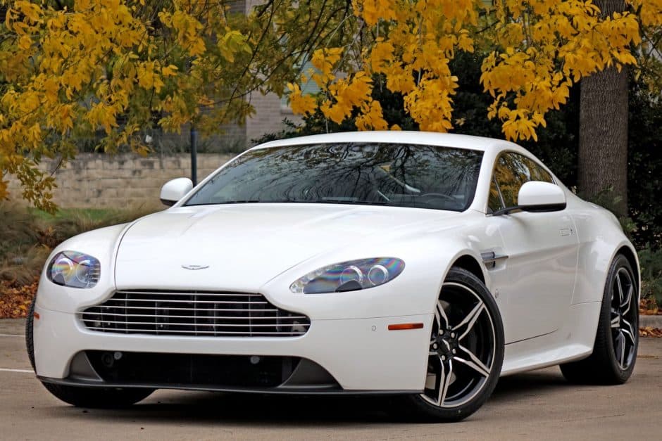 2016 Aston Martin V8 Vantage (2006+) sold for $42,250