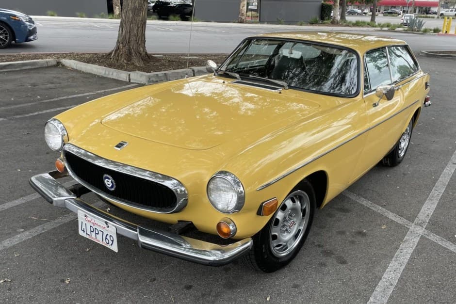 1973 Volvo 1800ES sold for $14,250