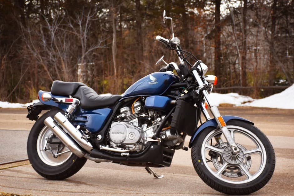 1987 Honda Magna sold for $3,209