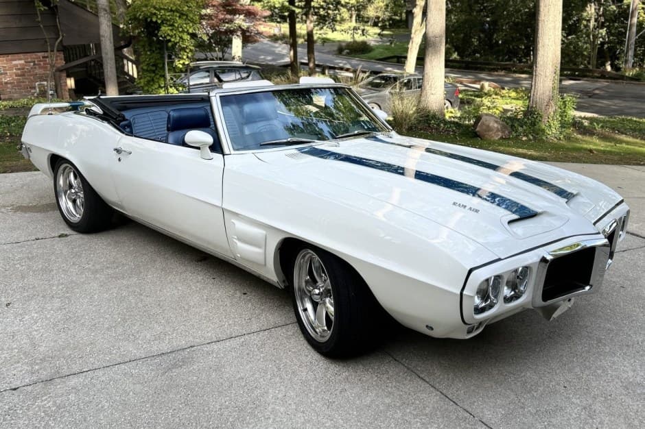 1969 Pontiac Firebird (1967-1969) sold for $47,250