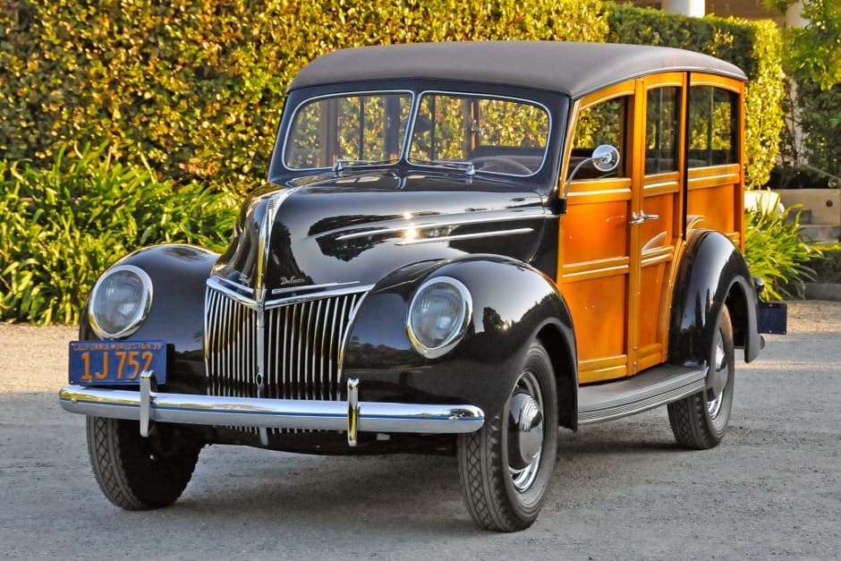 1939 Ford Standard, Deluxe, & Super Deluxe sold for $62,000