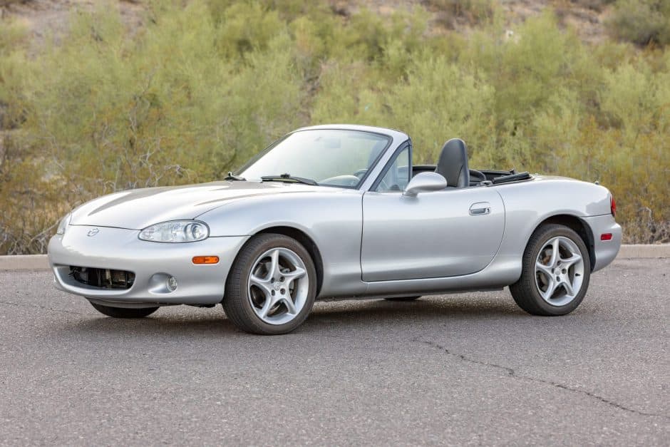 2003 Mazda NB MX-5 Miata sold for $14,000