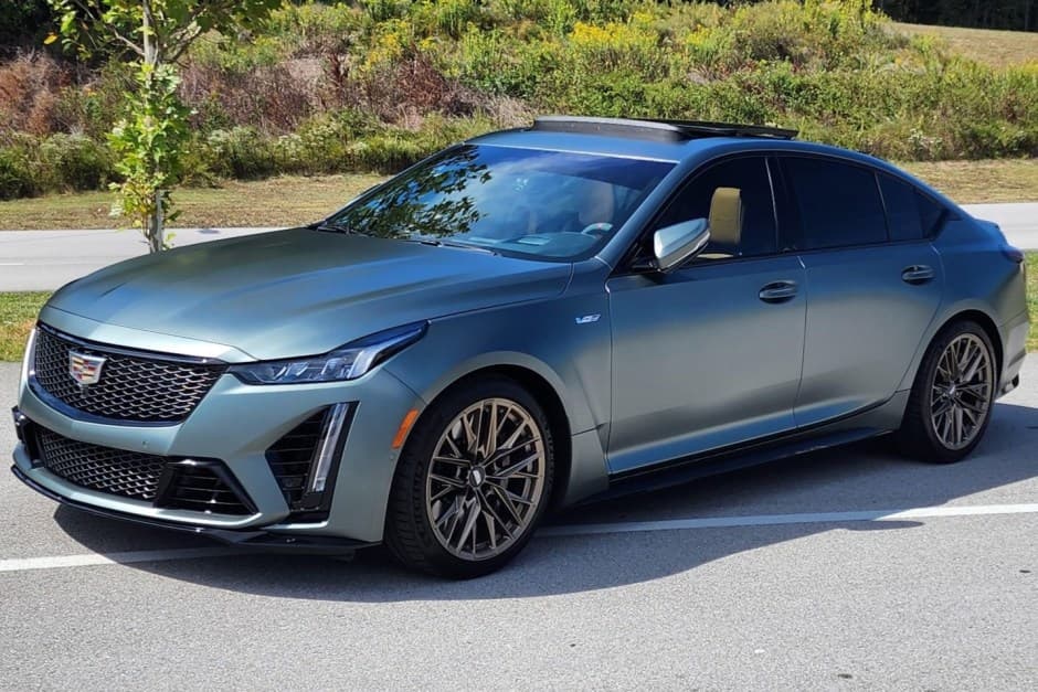 2022 Cadillac CT5 & CT5-V sold for $85,000