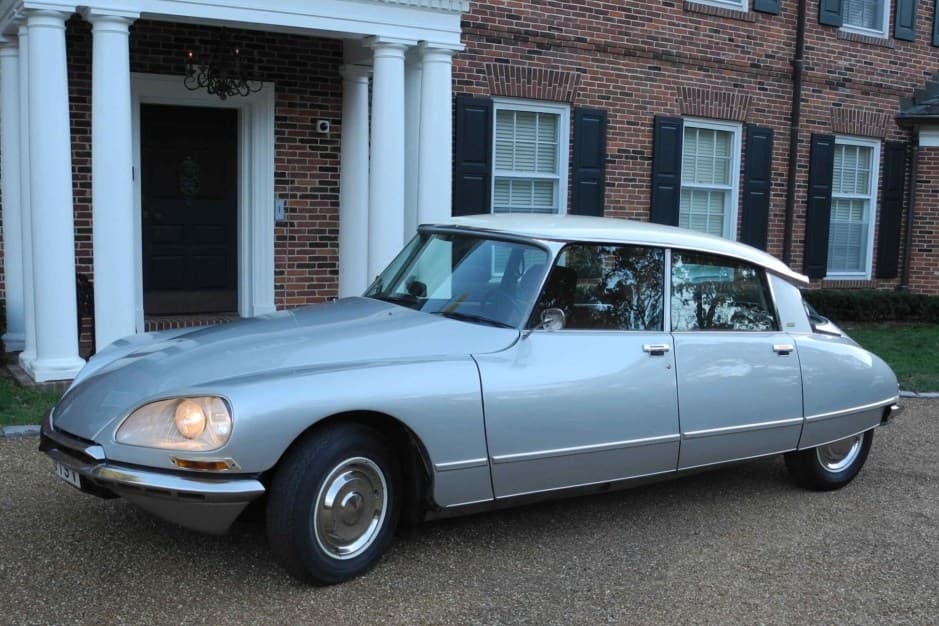 1973 Citroen DS sold for $32,023