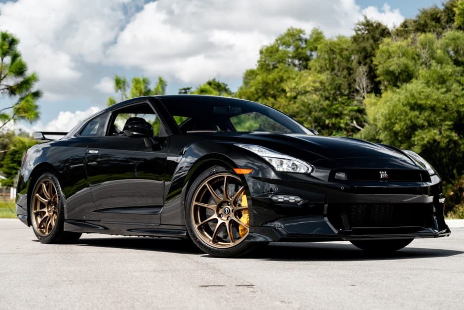 2024 Nissan GT-R R35 sold for $170,069