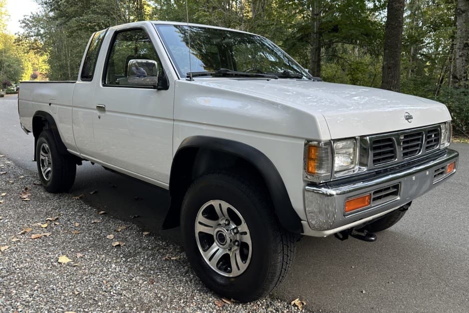 1997 Nissan Pickup sold for $10,750