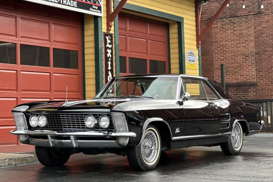 1964 Buick Riviera sold for $31,000