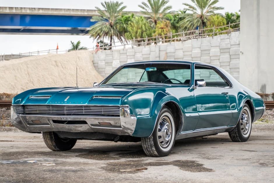1966 Oldsmobile Toronado sold for $13,425