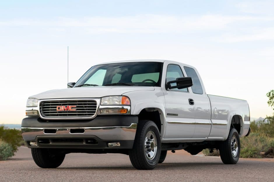 2001 GMC Sierra HD (GMT800 2000-2007) sold for $28,000