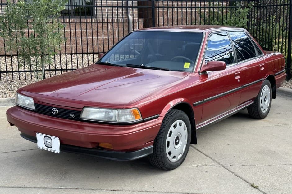 1990 Toyota Camry sold for $4,550