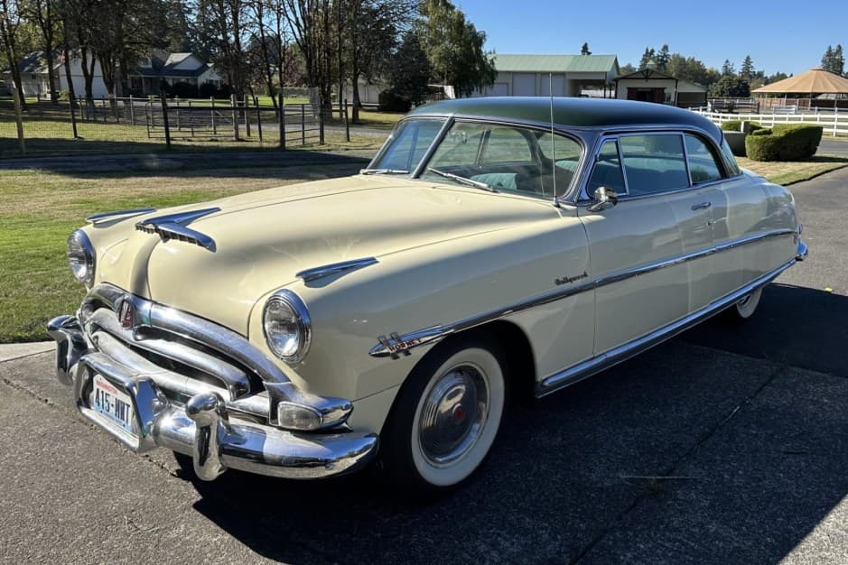 1953 Hudson Hornet sold for $22,800