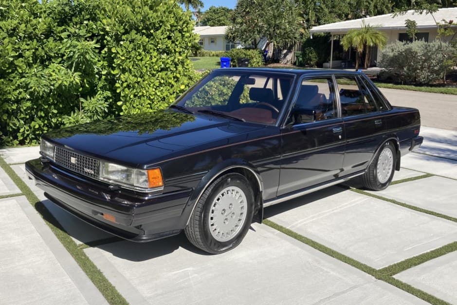 1985 Toyota Cressida & Mark II sold for $14,285