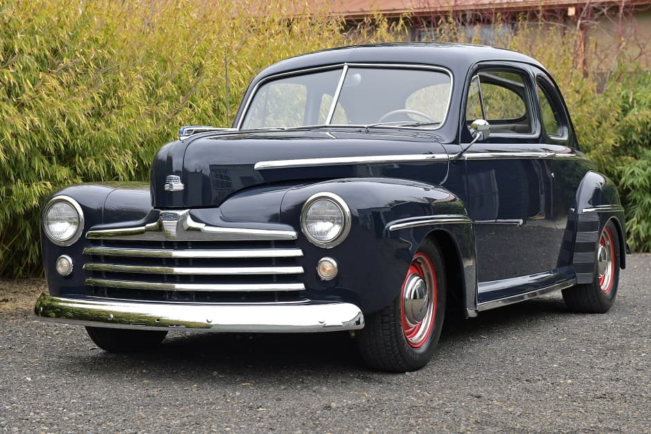 1947 Ford Standard, Deluxe, & Super Deluxe sold for $29,000