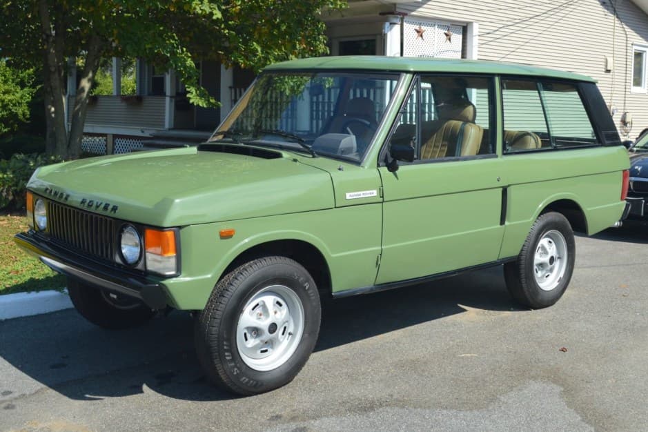 1982 Land Rover Range Rover Classic sold for $38,000