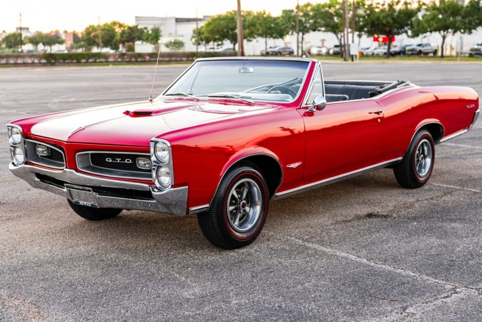 1966 Pontiac GTO sold for $43,354