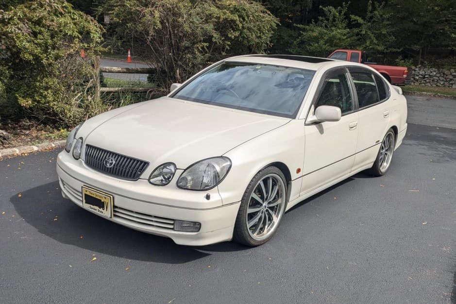 1998 Toyota  sold for $17,000