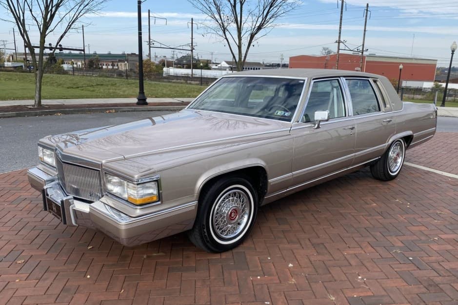1992 Cadillac Brougham sold for $8,592