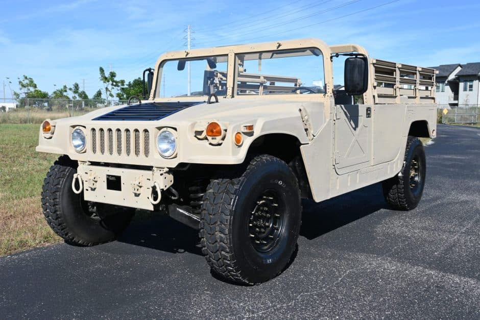 2009 Hummer HMMWV/Humvee sold for $20,250
