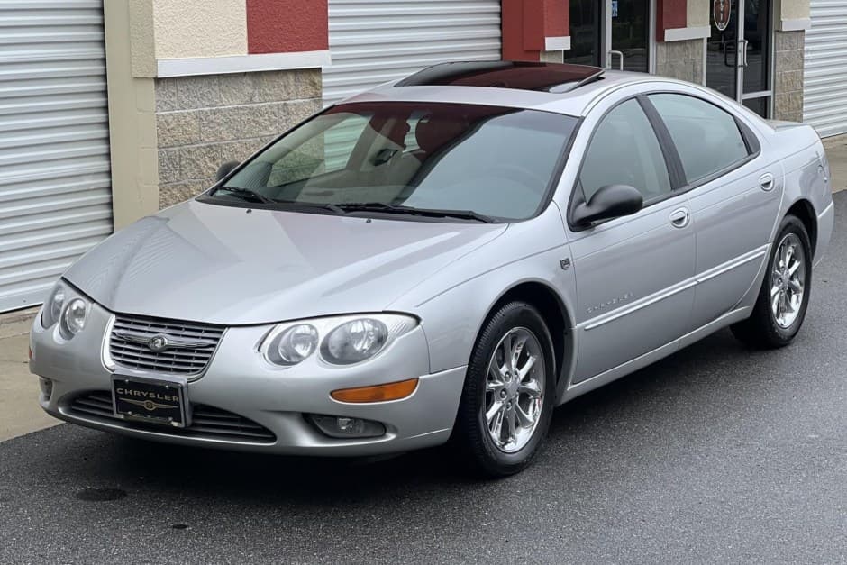 2000 Chrysler  sold for $7,600