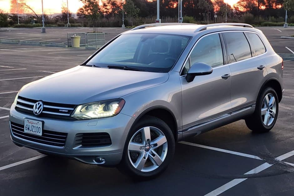 2012 Volkswagen Touareg sold for $16,000