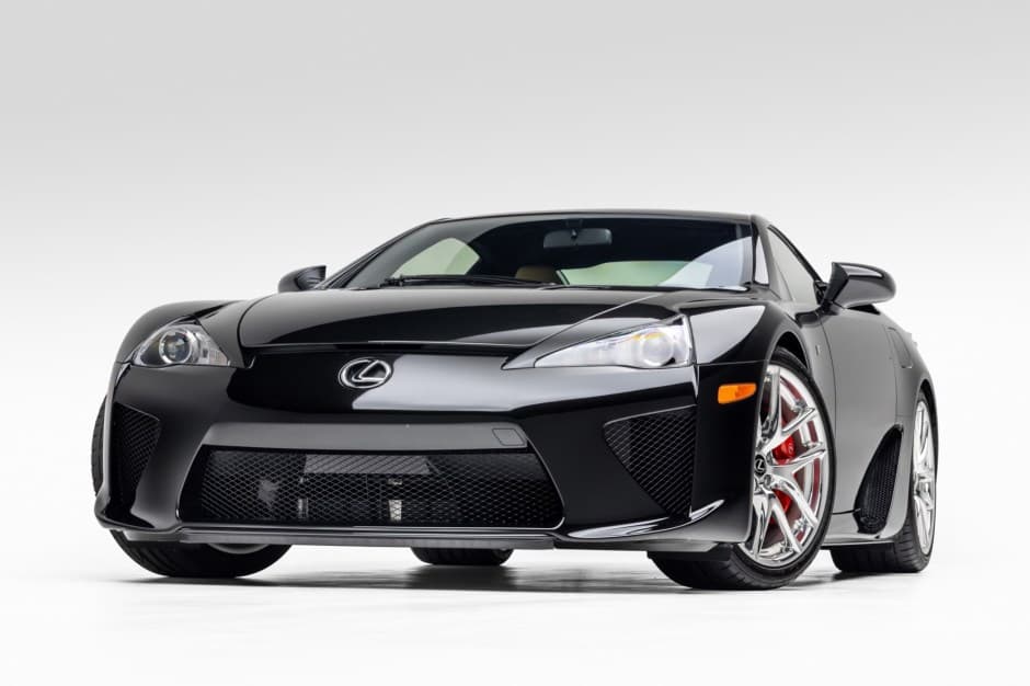 2012 Lexus LFA sold for $725,000