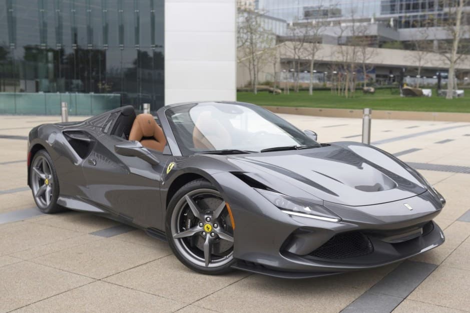 2022 Ferrari F8 sold for $430,000