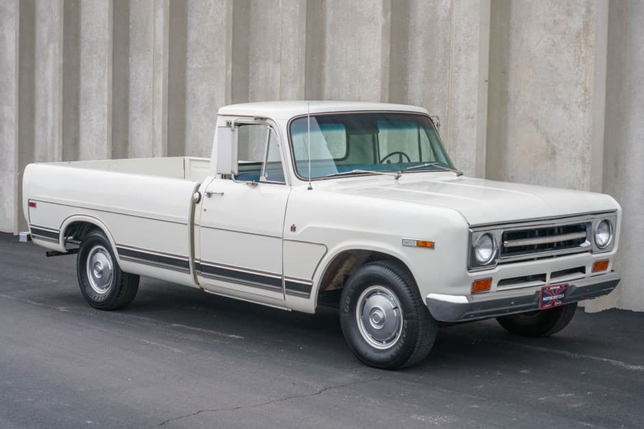 1970 International Harvester Pickup sold for $13,500