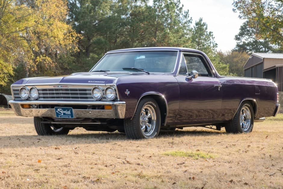 1967 Chevrolet El Camino sold for $21,750