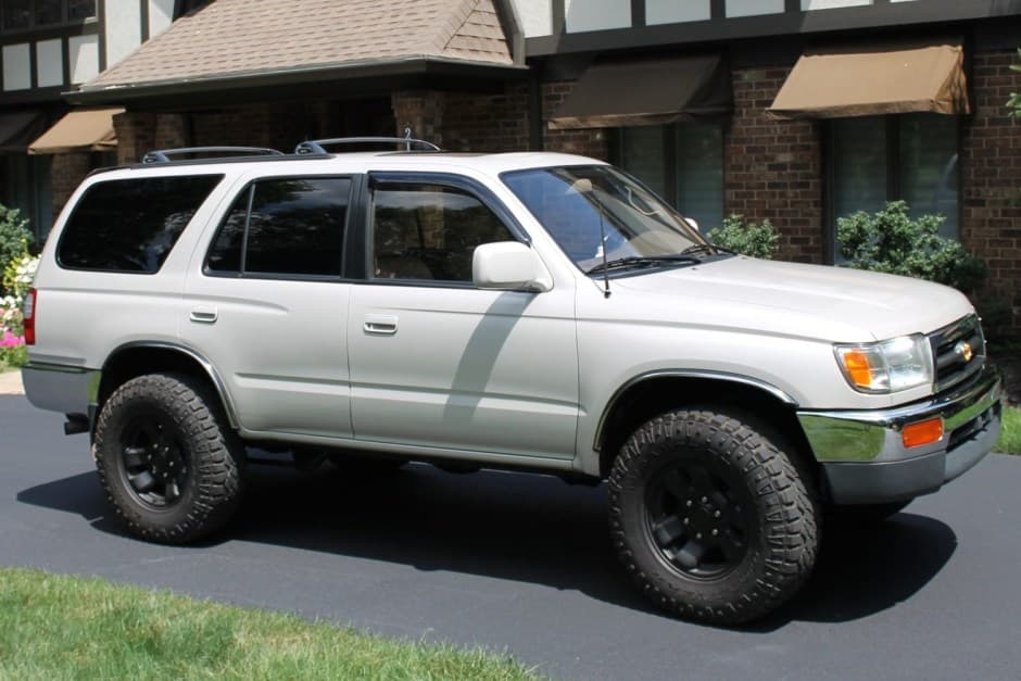 1998 Toyota 4Runner (N180) sold for $16,250