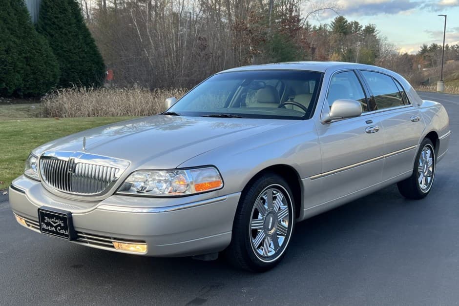 2003 Lincoln Town Car sold for $45,000