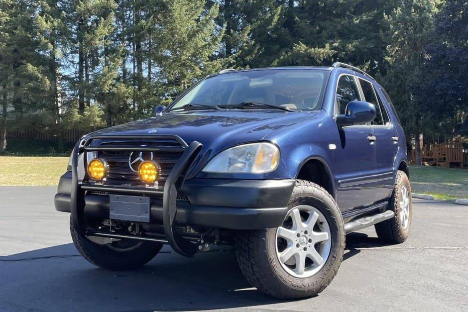 2001 Mercedes-Benz M-Class & GLE-Class sold for $4,490