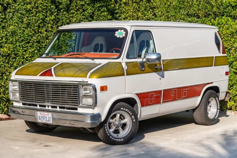1990 Chevrolet G-Series Van sold for $25,000