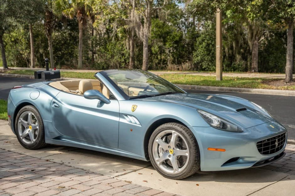 2011 Ferrari California sold for $97,500