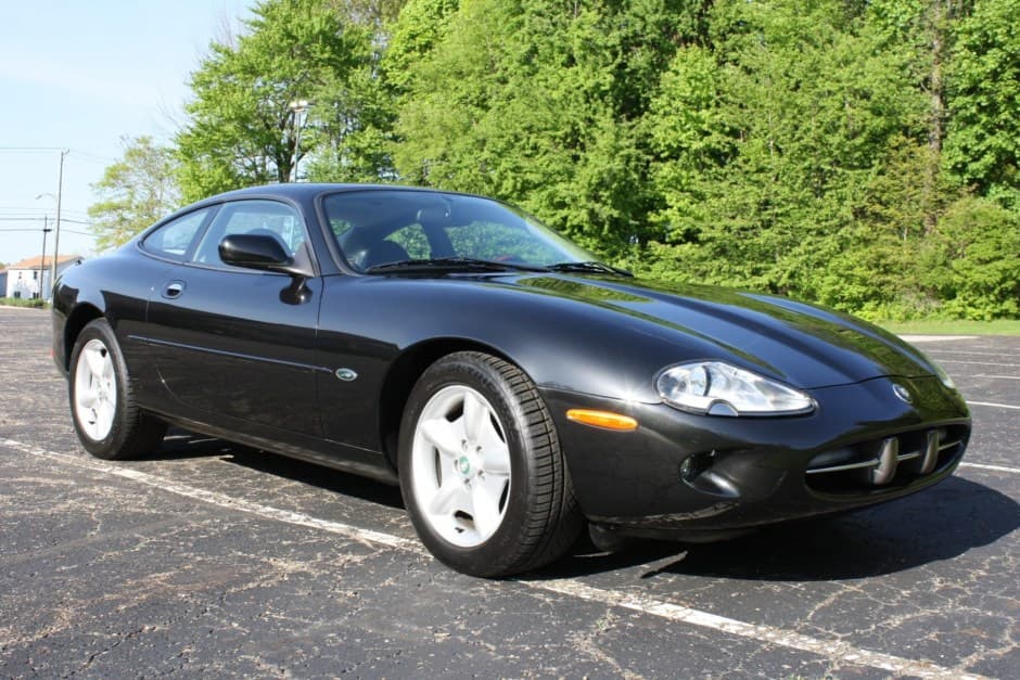 1997 Jaguar XK8 sold for $8,100