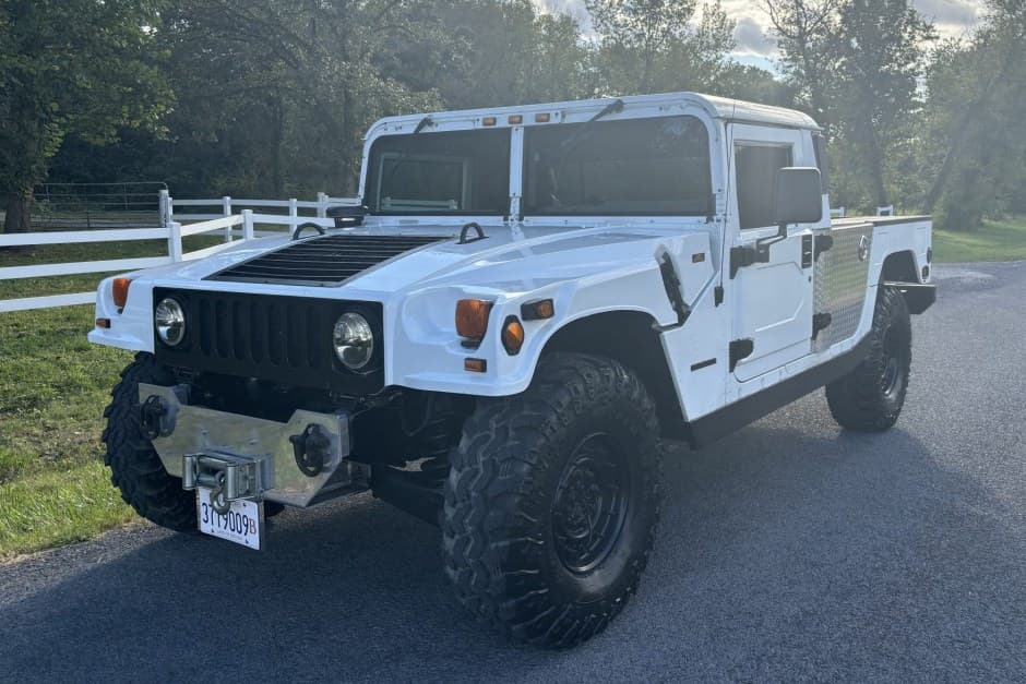 1999 Hummer H1 sold for $25,300