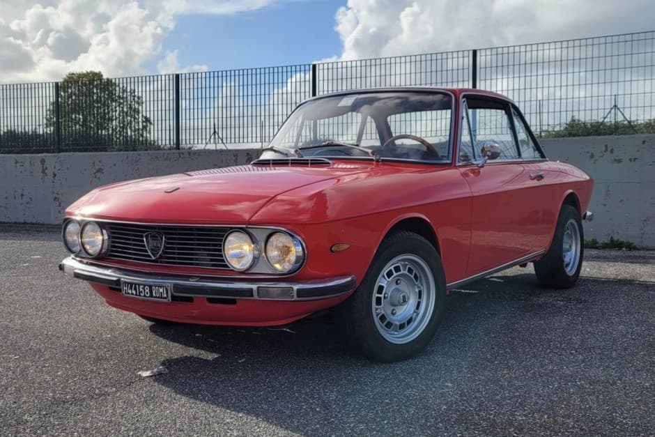 1971 Lancia Fulvia sold for $20,500