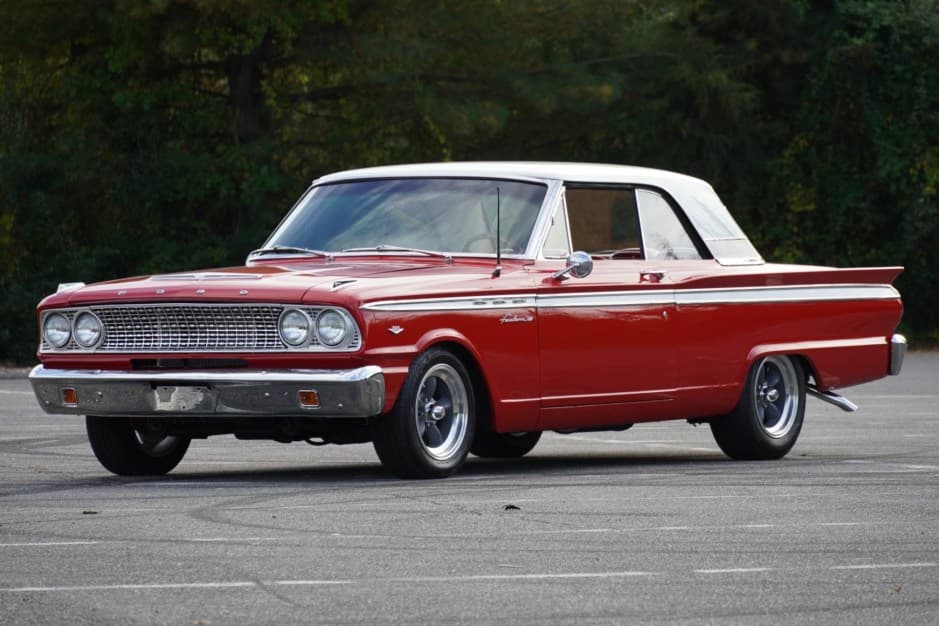 1963 Ford Fairlane sold for $16,553