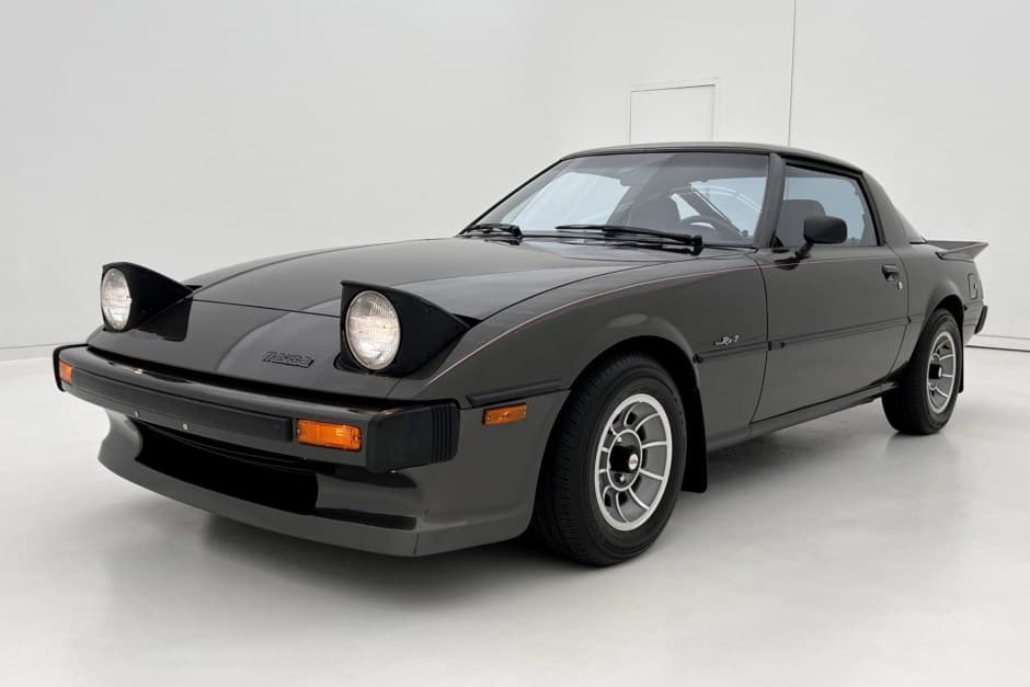 1980 Mazda RX-7 FB sold for $11,000