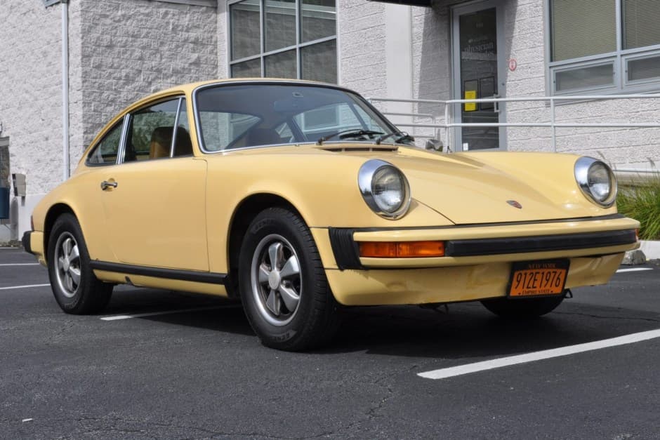 1976 Porsche 912E sold for $45,600