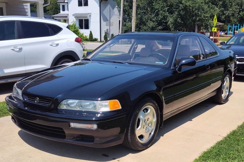 1995 Acura Legend sold for $6,988
